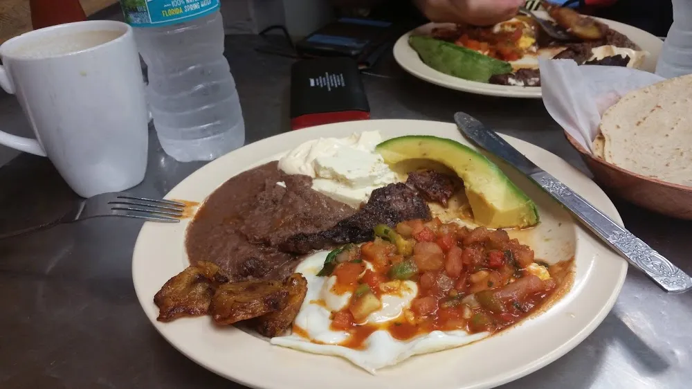 Huevos Rancheros Con Carne Asada